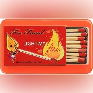 TOO FACED Light My Fire On-The-Fly Eye Shadow Palette